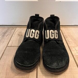 UGG Neumel Graphic Band Black Suede Ankle Boots 110703K Mens 4 Womens 6
